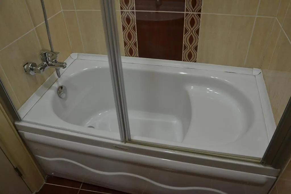 Cosmos Hotel Stambuł 2*,